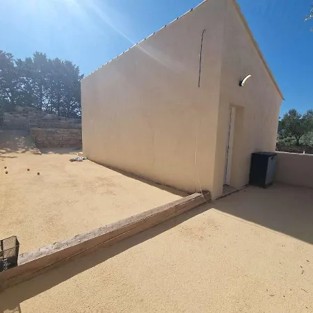 Hébergement de vacances Logement La Cigale Dans Avec Piscine *